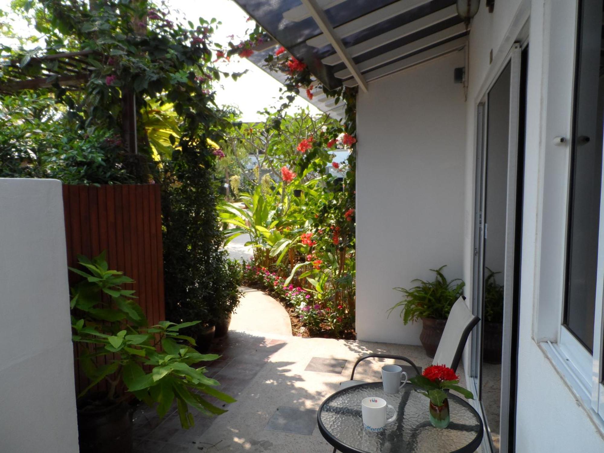 Baan Sabaaidee - Adult Friendly Hotel HHQ Kamer foto