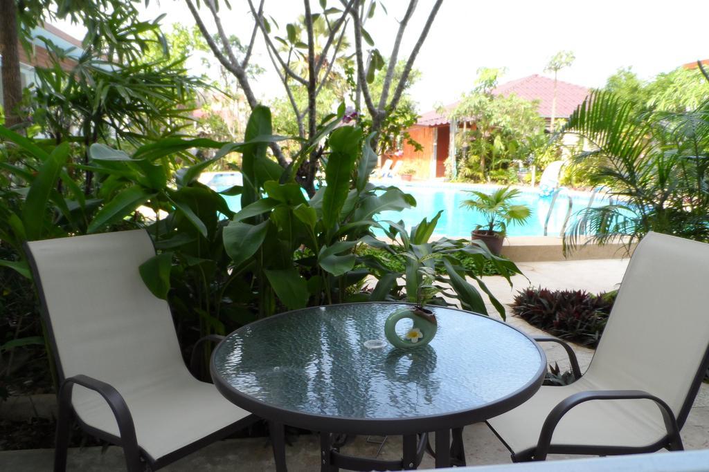 Baan Sabaaidee - Adult Friendly Hotel HHQ Buitenkant foto