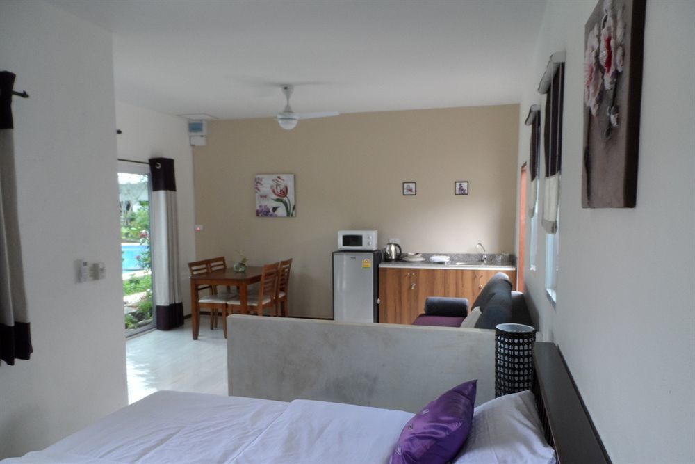 Baan Sabaaidee - Adult Friendly Hotel HHQ Buitenkant foto