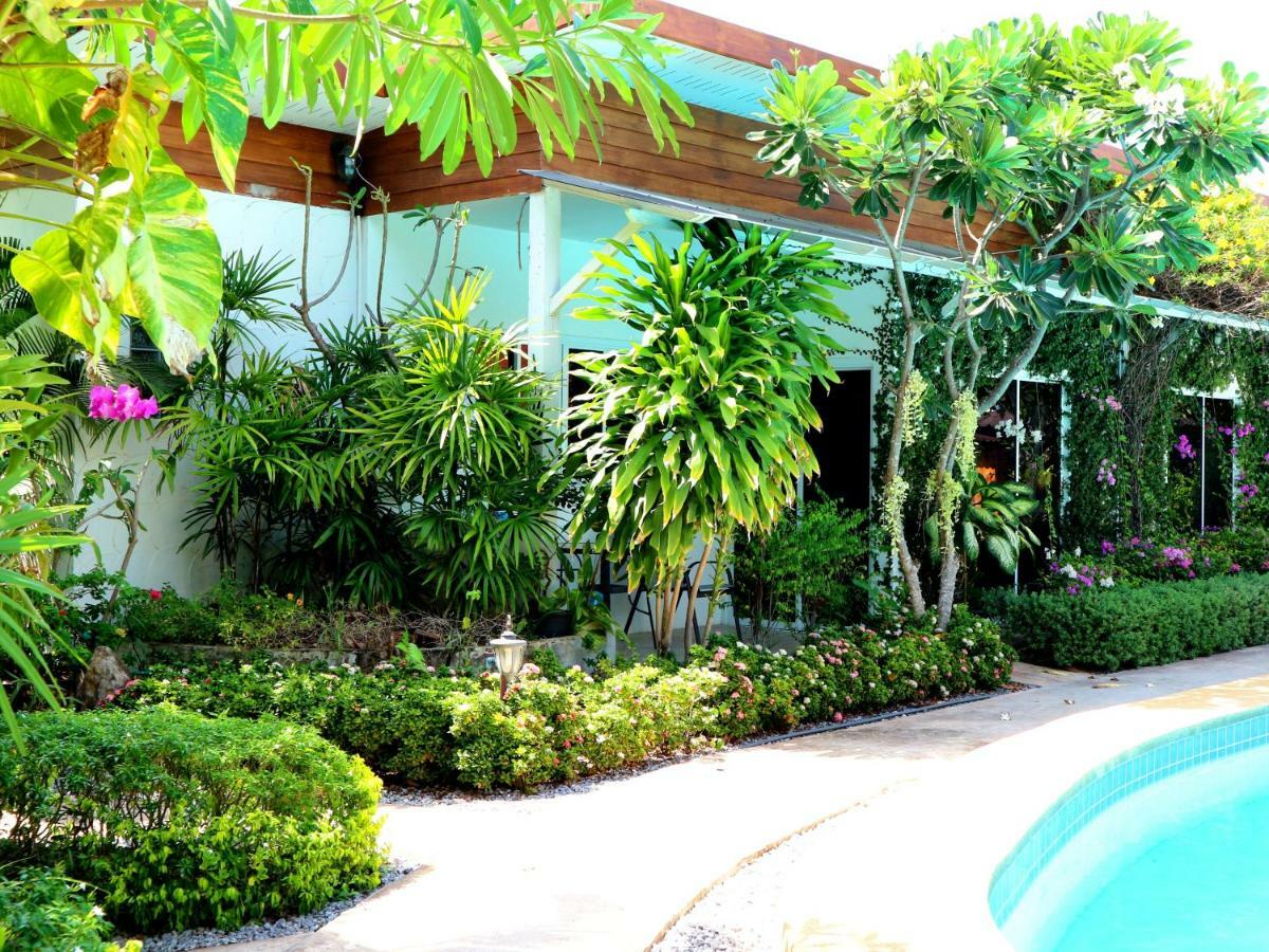 Baan Sabaaidee - Adult Friendly Hotel HHQ Buitenkant foto